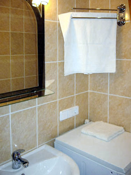 Kiev apartment, bathroom 