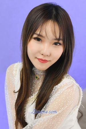 196487 - Yujing Age: 20 - China