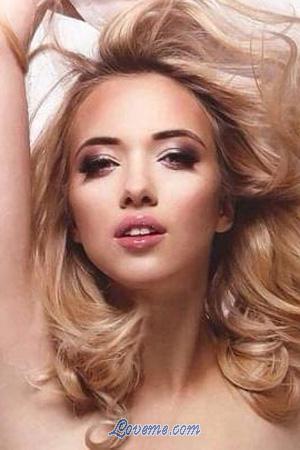 197844 - Evgenia Age: 27 - Ukraine