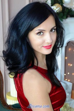 198612 - Yulia Age: 43 - Ukraine