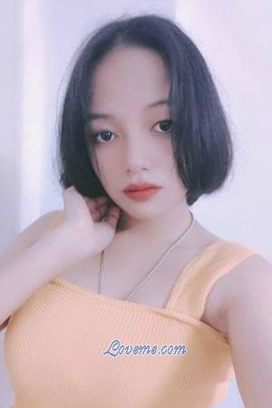 201907 - Kanyarat Age: 23 - Thailand