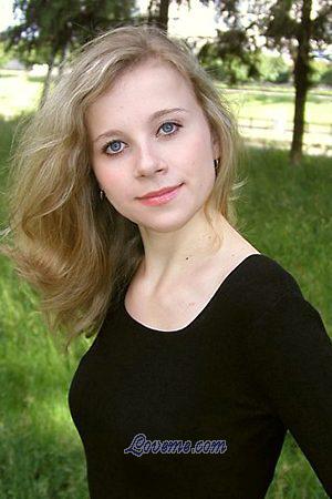 73801 - Elena Age: 24 - Ukraine