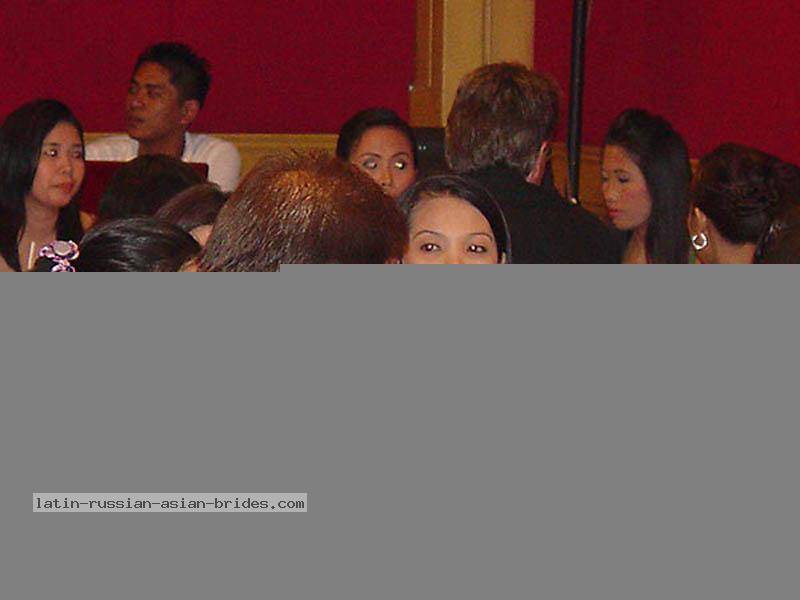 006-filipino-women