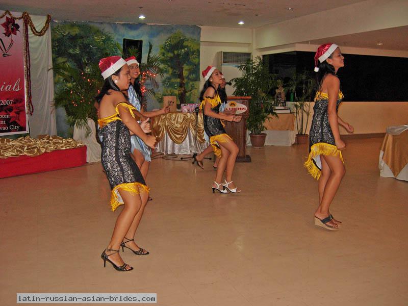 philippine-women-17