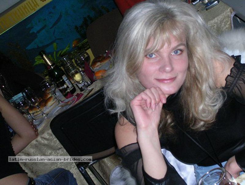 russian-women-2209