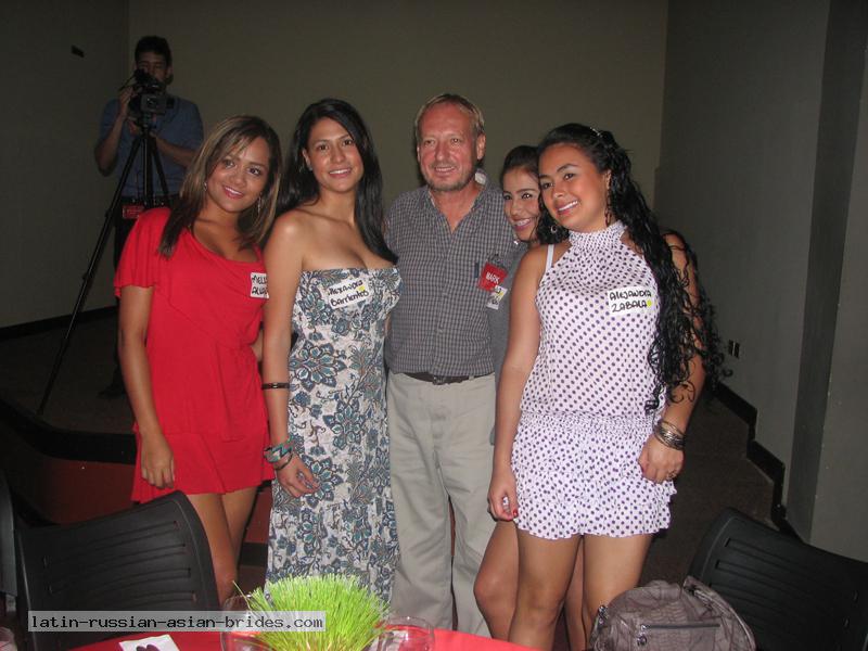 medellin-women-28