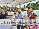 cartagena-women-boat-1104-14
