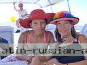 cartagena-women-boat-1104-58